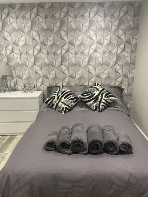 Rivendell Modern 2 Bedroom Apartment In St Peters Village Sleeps 6 Broadstairs Ngoại thất bức ảnh