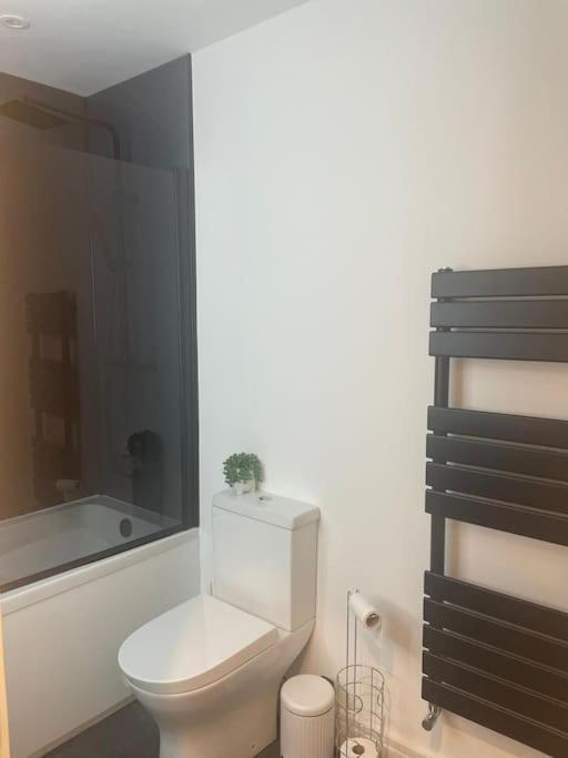 Rivendell Modern 2 Bedroom Apartment In St Peters Village Sleeps 6 Broadstairs Ngoại thất bức ảnh